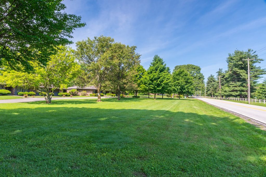 Gallery Hickory Village 55 Plus