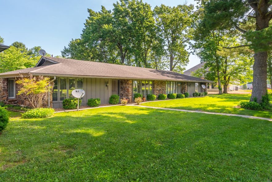 Gallery Hickory Village 55 Plus