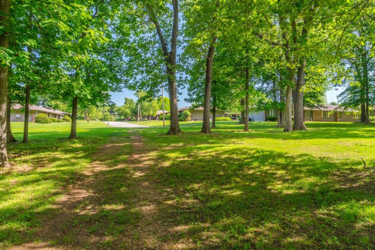 Gallery Hickory Village 55 Plus