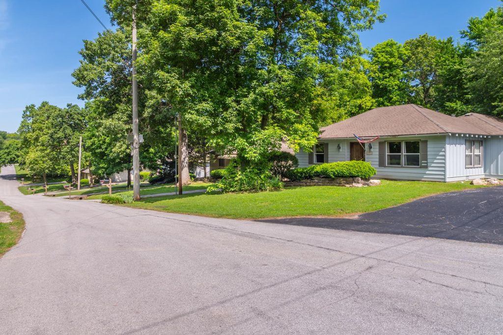 Gallery Hickory Village 55 Plus