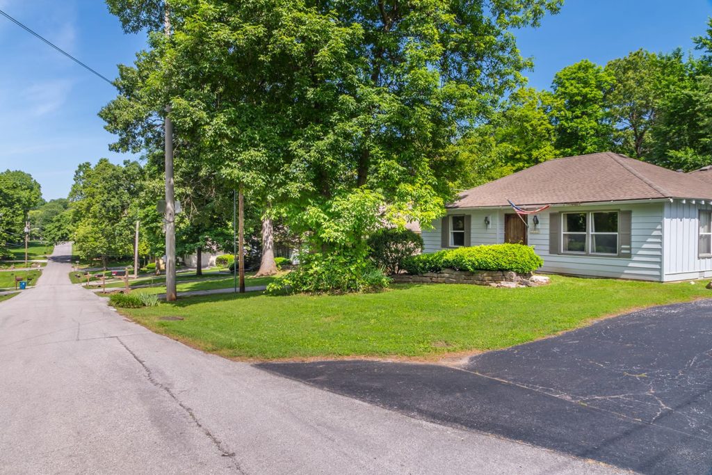 Gallery Hickory Village 55 Plus