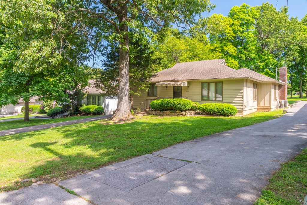 Gallery Hickory Village 55 Plus