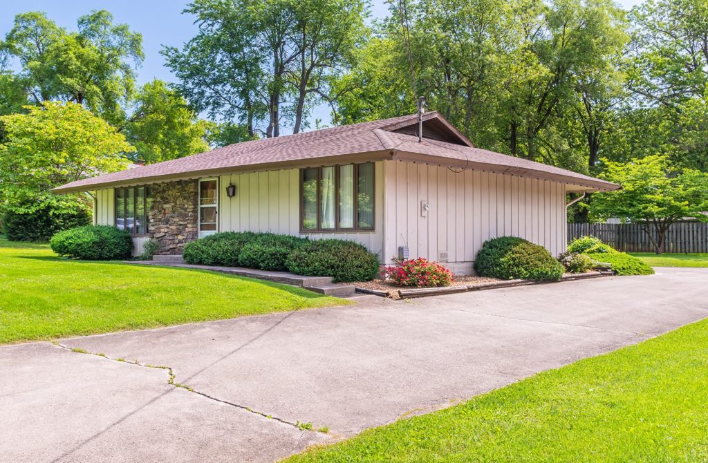 Gallery Hickory Village 55 Plus